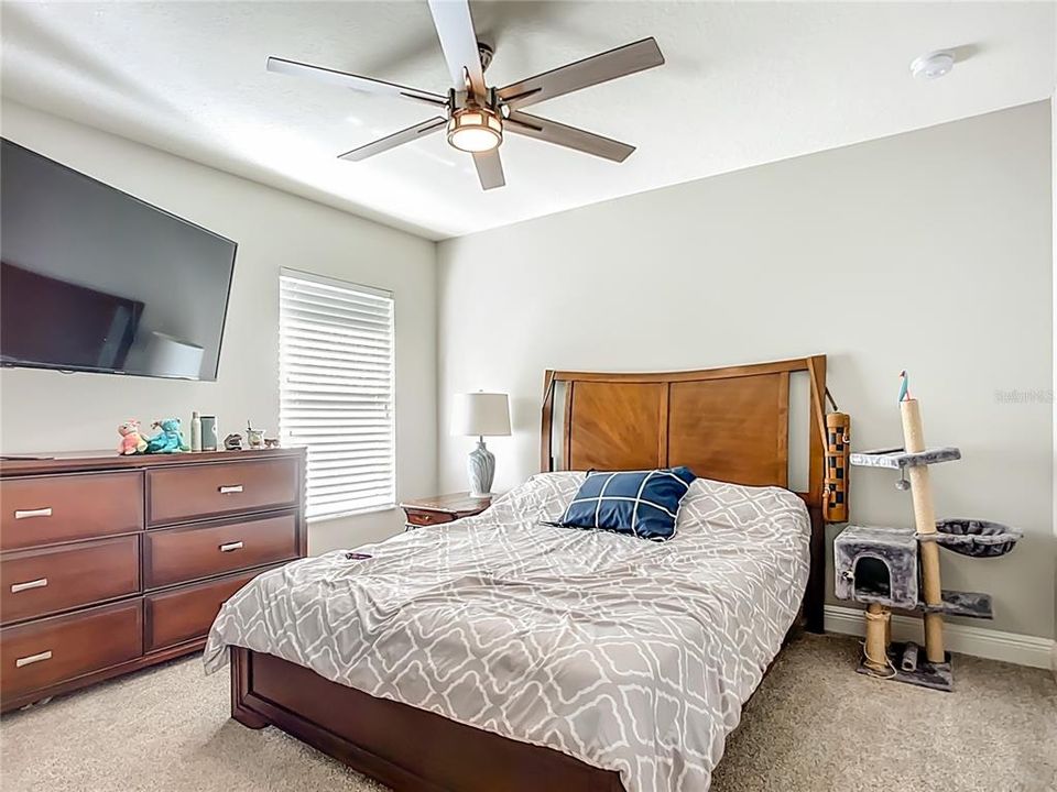 For Sale: $559,000 (5 beds, 3 baths, 3090 Square Feet)