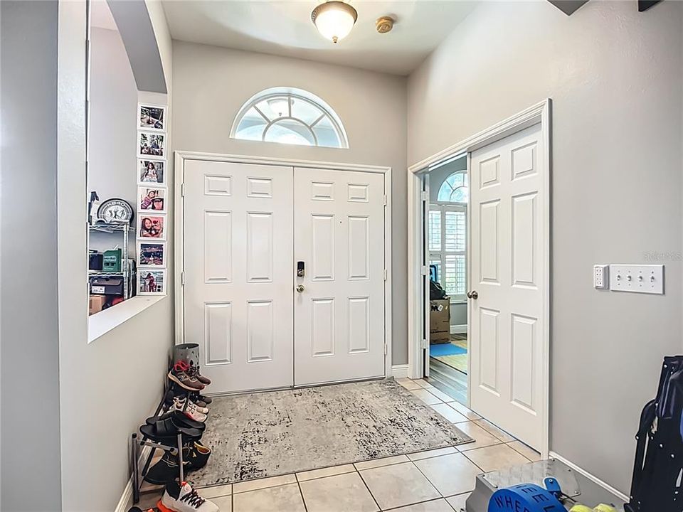 For Sale: $559,000 (5 beds, 3 baths, 3090 Square Feet)