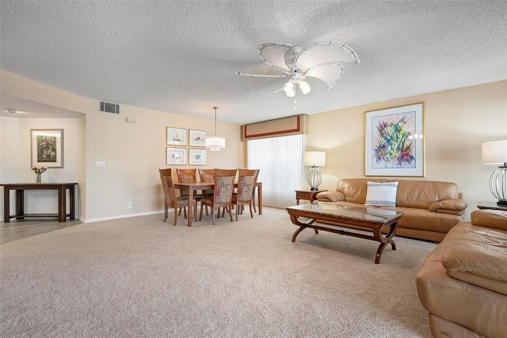 待售: $525,000 (3 贝兹, 2 浴室, 1721 平方英尺)