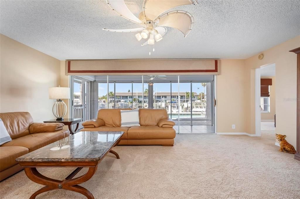 待售: $525,000 (3 贝兹, 2 浴室, 1721 平方英尺)