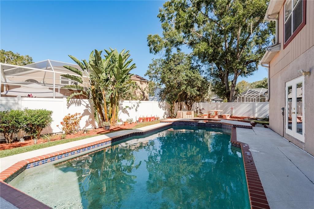 Active With Contract: $599,900 (3 beds, 2 baths, 2429 Square Feet)