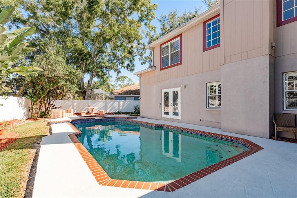 Active With Contract: $599,900 (3 beds, 2 baths, 2429 Square Feet)