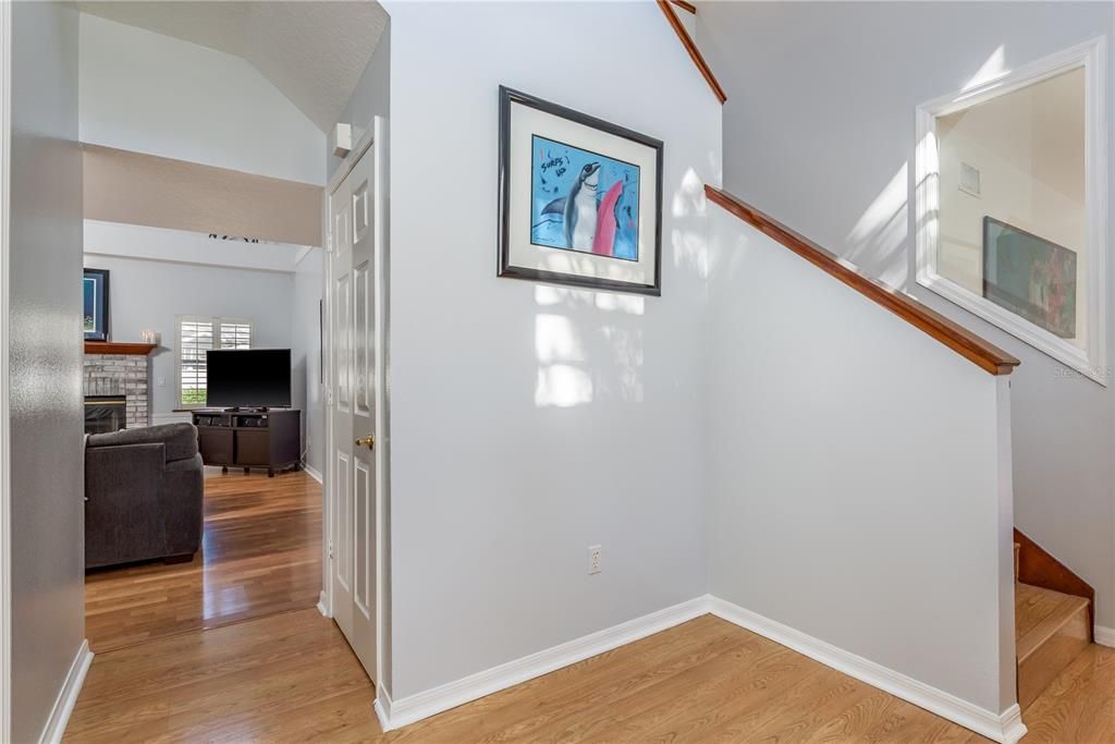 Active With Contract: $599,900 (3 beds, 2 baths, 2429 Square Feet)