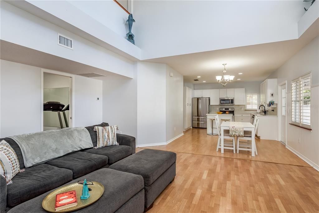 Active With Contract: $599,900 (3 beds, 2 baths, 2429 Square Feet)
