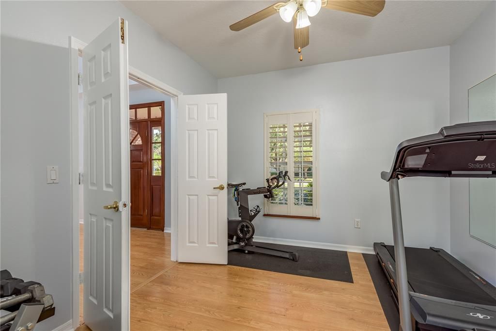 Active With Contract: $599,900 (3 beds, 2 baths, 2429 Square Feet)