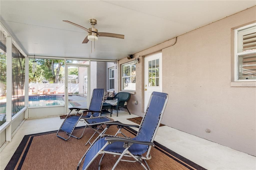 Active With Contract: $599,900 (3 beds, 2 baths, 2429 Square Feet)