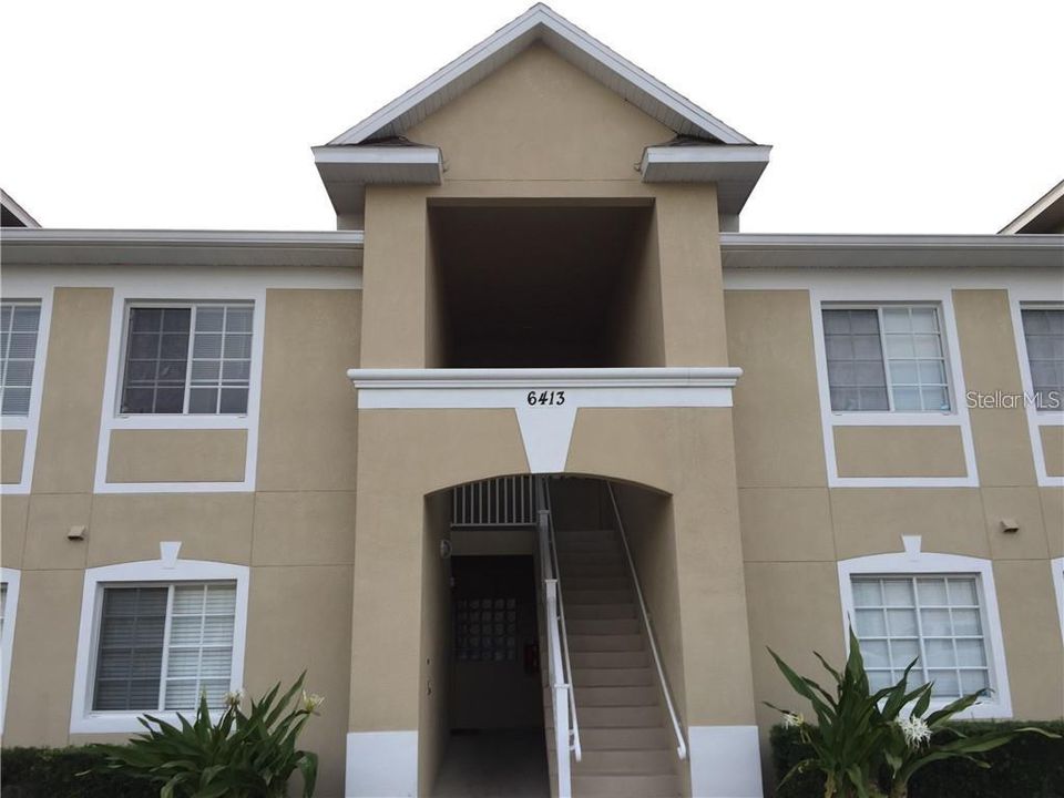 Active With Contract: $1,600 (3 beds, 2 baths, 1151 Square Feet)