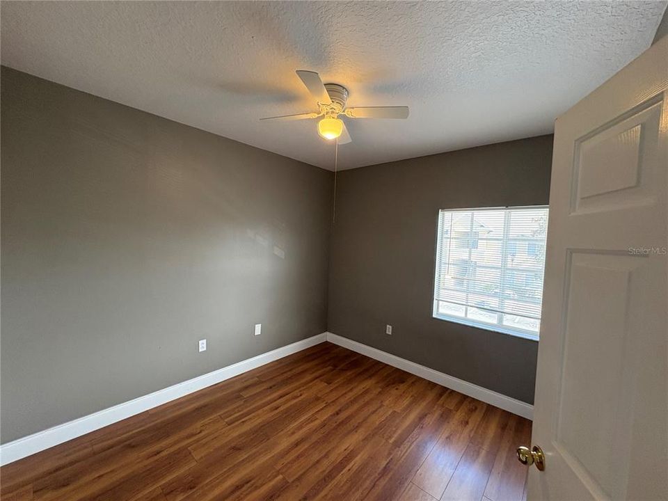 Active With Contract: $1,600 (3 beds, 2 baths, 1151 Square Feet)