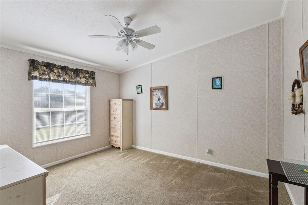 Activo con contrato: $195,000 (3 camas, 3 baños, 1728 Pies cuadrados)