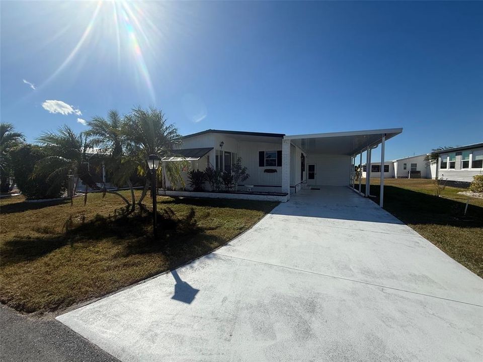 待售: $99,900 (2 贝兹, 2 浴室, 936 平方英尺)