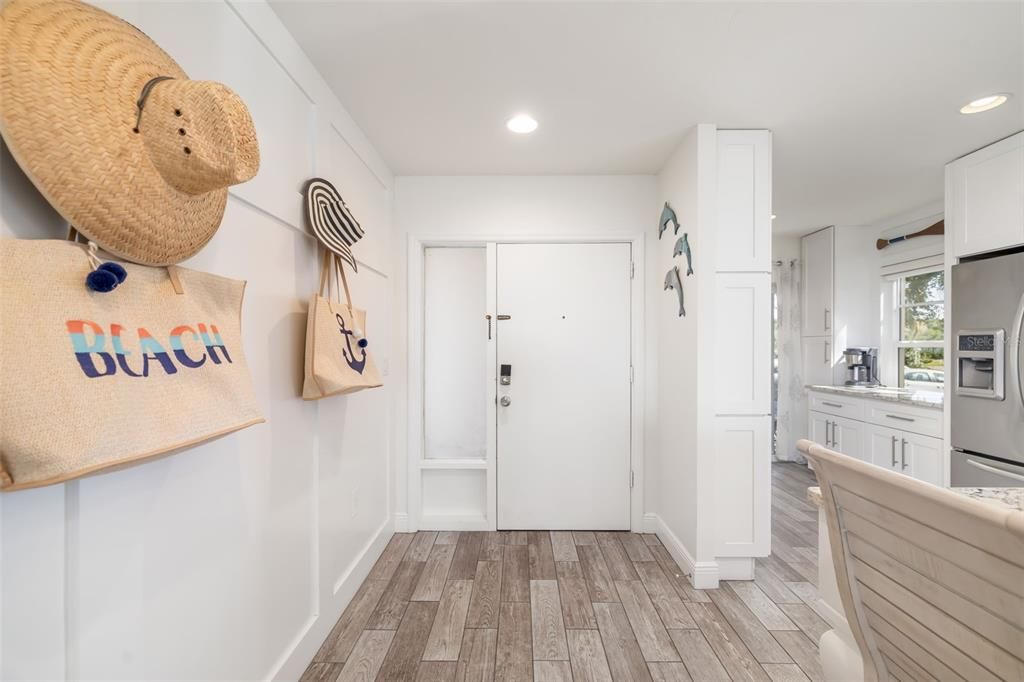 На продажу: $849,000 (2 спален, 2 ванн, 1267 Квадратных фут)