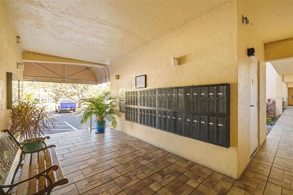 На продажу: $849,000 (2 спален, 2 ванн, 1267 Квадратных фут)