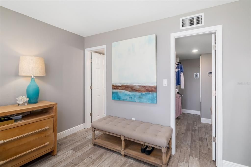 На продажу: $849,000 (2 спален, 2 ванн, 1267 Квадратных фут)