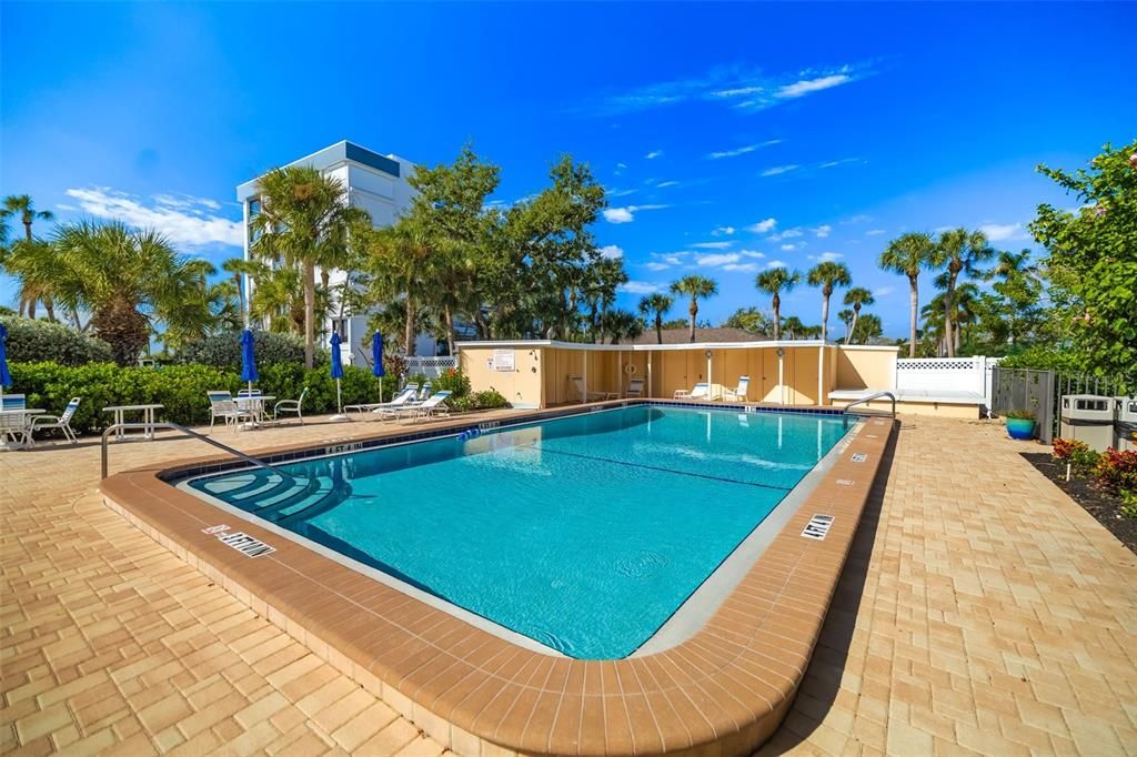 На продажу: $849,000 (2 спален, 2 ванн, 1267 Квадратных фут)