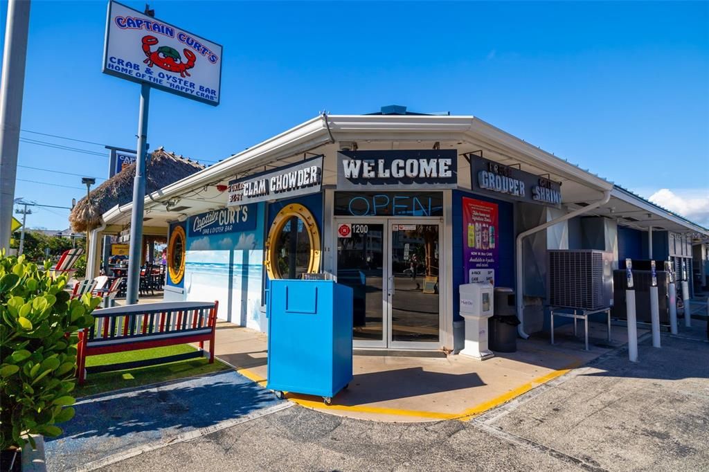 На продажу: $849,000 (2 спален, 2 ванн, 1267 Квадратных фут)