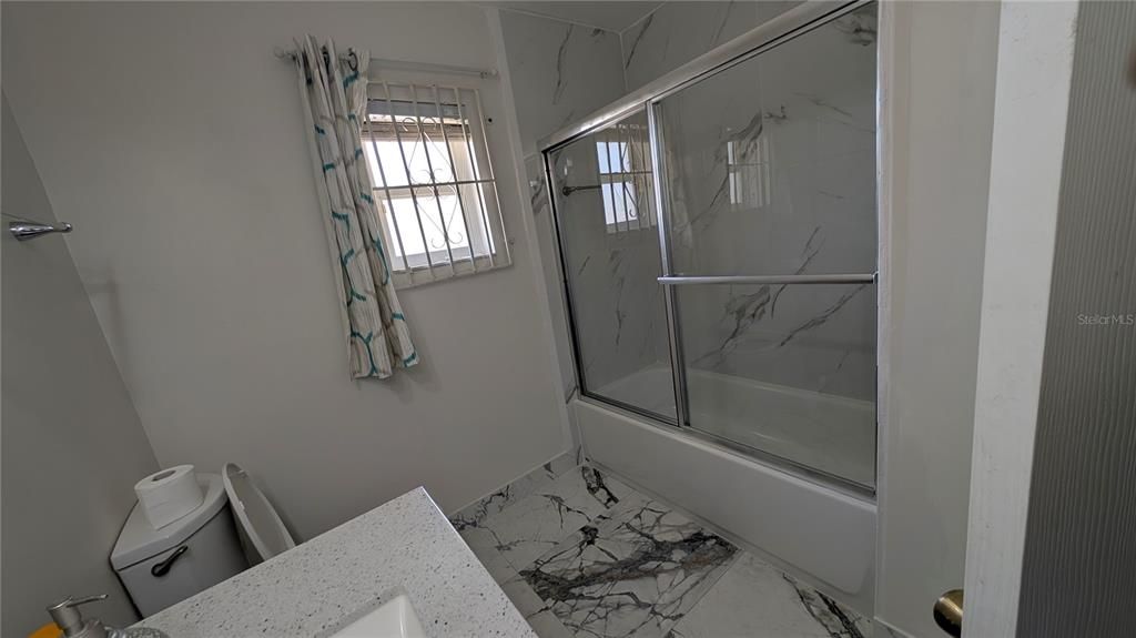 В аренду: $2,100 (3 спален, 2 ванн, 1752 Квадратных фут)