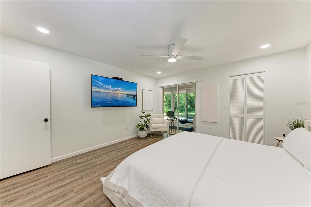 For Sale: $537,900 (3 beds, 2 baths, 2099 Square Feet)