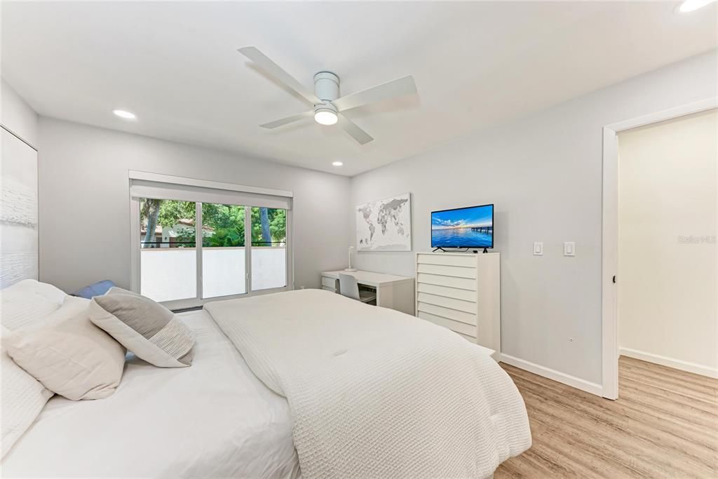 For Sale: $537,900 (3 beds, 2 baths, 2099 Square Feet)