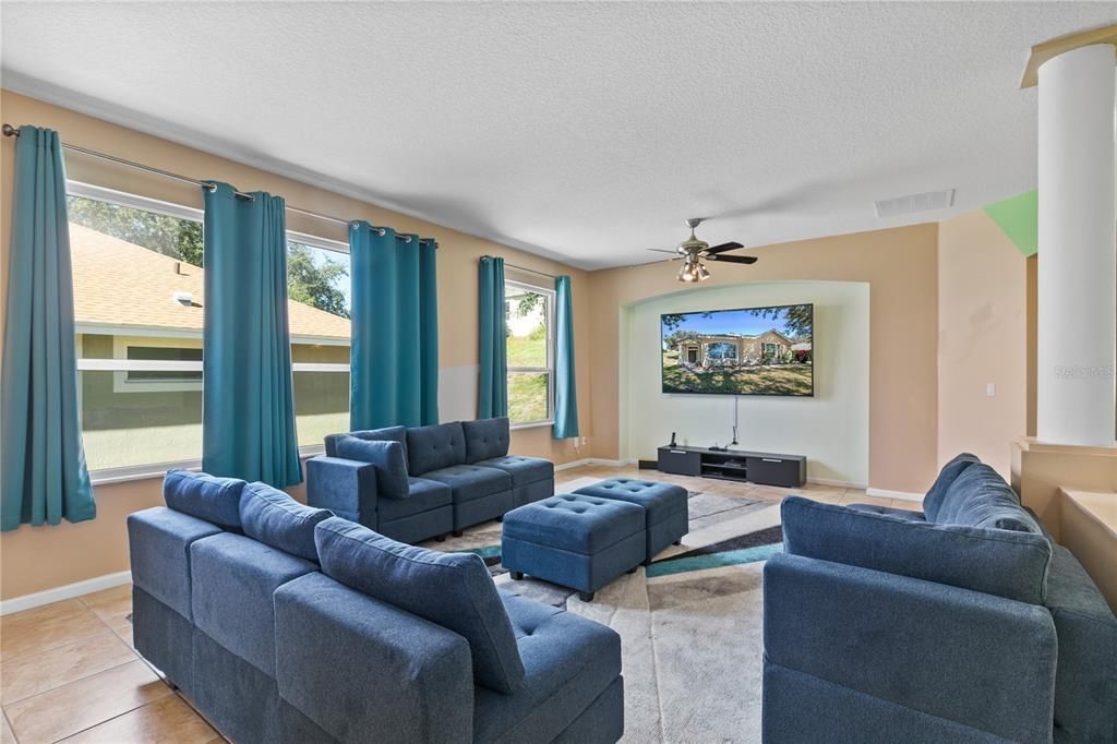 For Sale: $489,000 (3 beds, 2 baths, 2222 Square Feet)