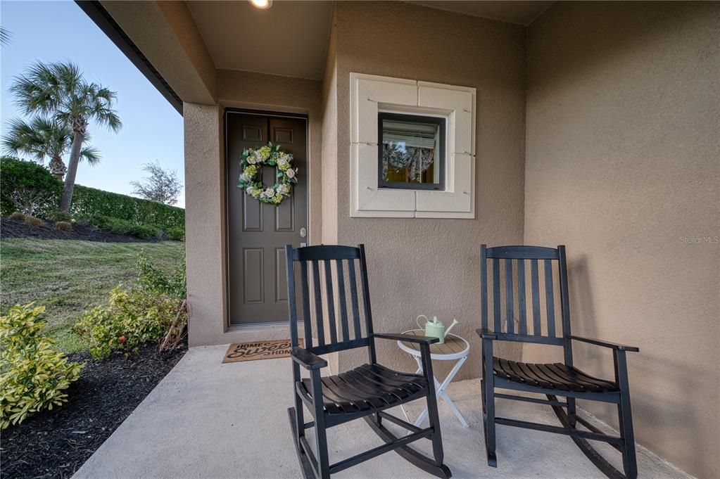 待售: $625,000 (4 贝兹, 2 浴室, 1783 平方英尺)