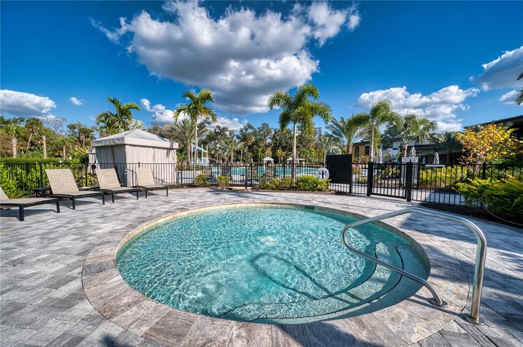 待售: $625,000 (4 贝兹, 2 浴室, 1783 平方英尺)