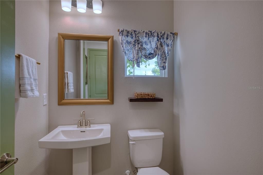 待售: $625,000 (4 贝兹, 2 浴室, 1783 平方英尺)