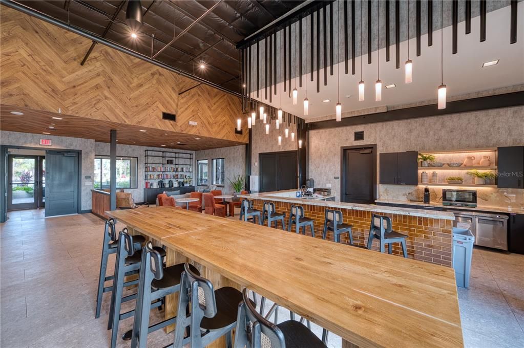 待售: $625,000 (4 贝兹, 2 浴室, 1783 平方英尺)