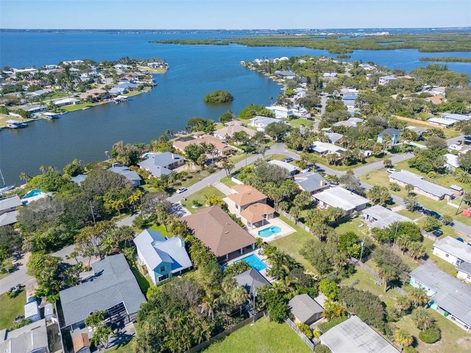 Activo con contrato: $1,595,000 (5 camas, 3 baños, 2484 Pies cuadrados)