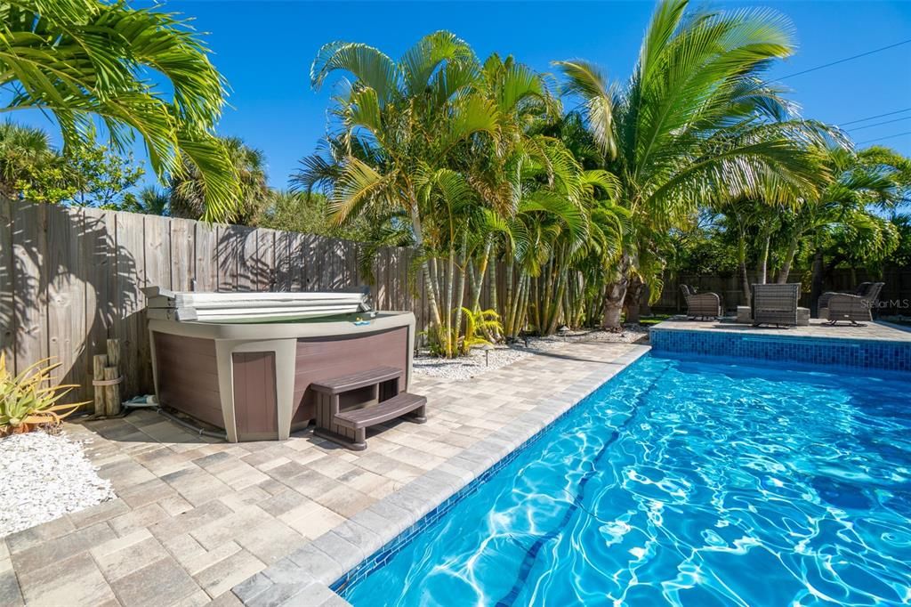 Activo con contrato: $1,595,000 (5 camas, 3 baños, 2484 Pies cuadrados)