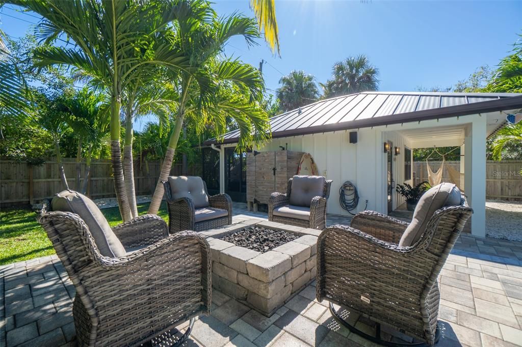 Activo con contrato: $1,595,000 (5 camas, 3 baños, 2484 Pies cuadrados)