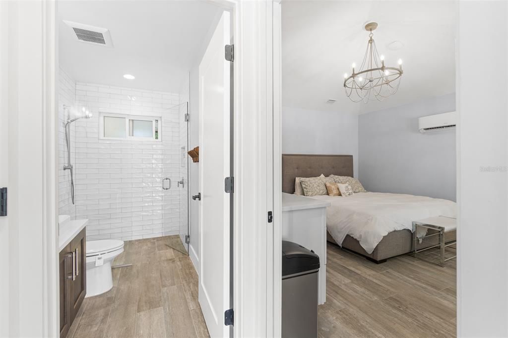 Activo con contrato: $1,595,000 (5 camas, 3 baños, 2484 Pies cuadrados)