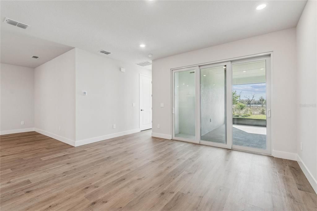 For Sale: $499,990 (2 beds, 2 baths, 1748 Square Feet)