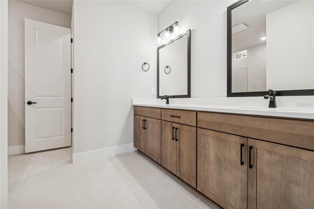 For Sale: $499,990 (2 beds, 2 baths, 1748 Square Feet)