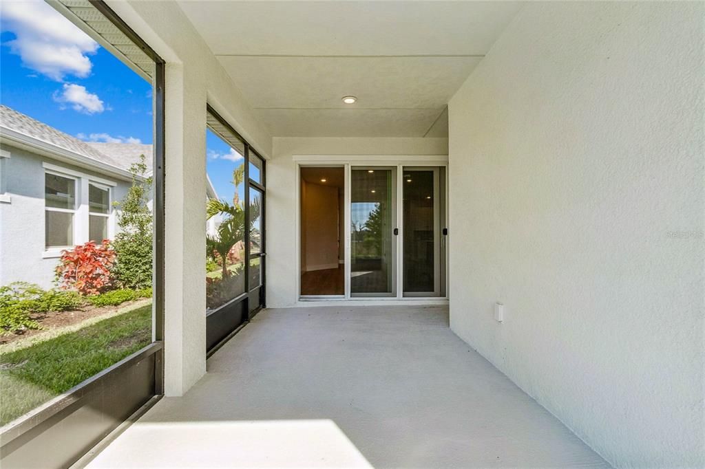 For Sale: $499,990 (2 beds, 2 baths, 1748 Square Feet)