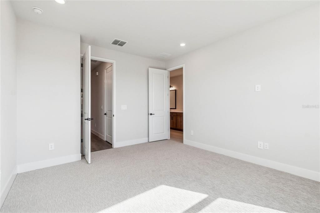 For Sale: $499,990 (2 beds, 2 baths, 1748 Square Feet)