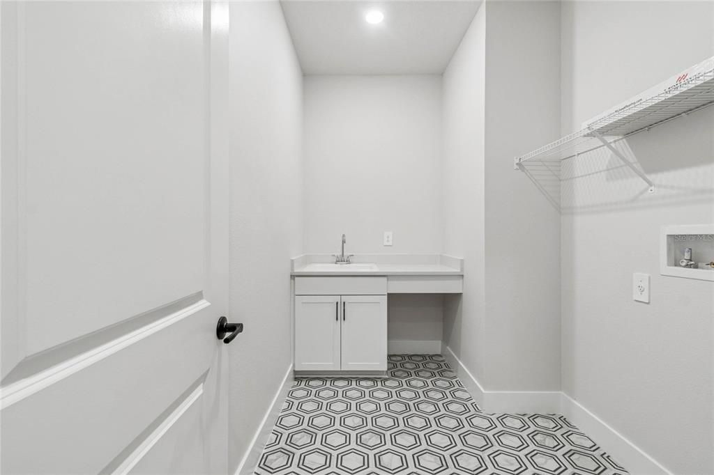 For Sale: $499,990 (2 beds, 2 baths, 1748 Square Feet)