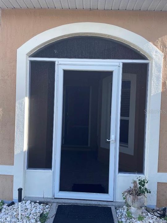 En Venta: $260,000 (3 camas, 2 baños, 1387 Pies cuadrados)