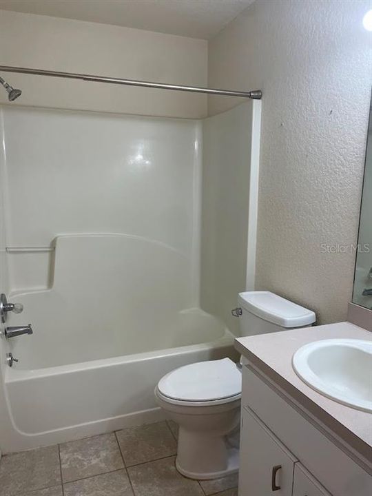 En Venta: $260,000 (3 camas, 2 baños, 1387 Pies cuadrados)