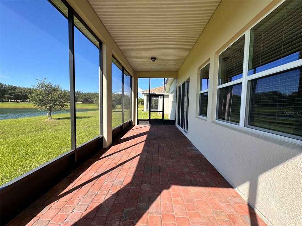 En Renta: $2,850 (4 camas, 3 baños, 2840 Pies cuadrados)