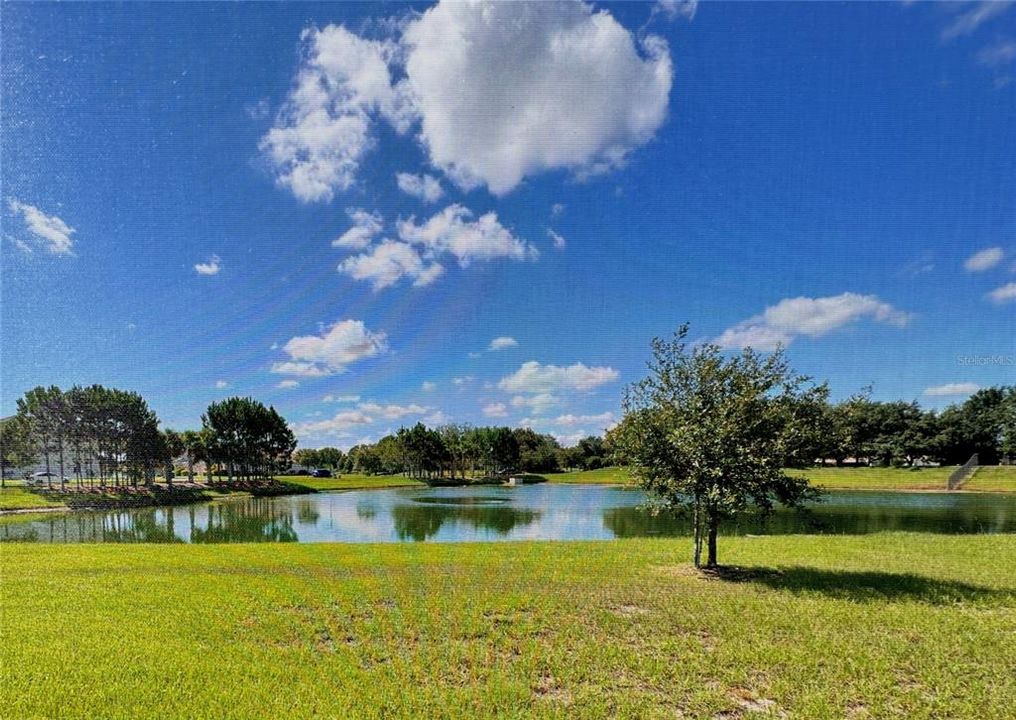 En Renta: $2,850 (4 camas, 3 baños, 2840 Pies cuadrados)