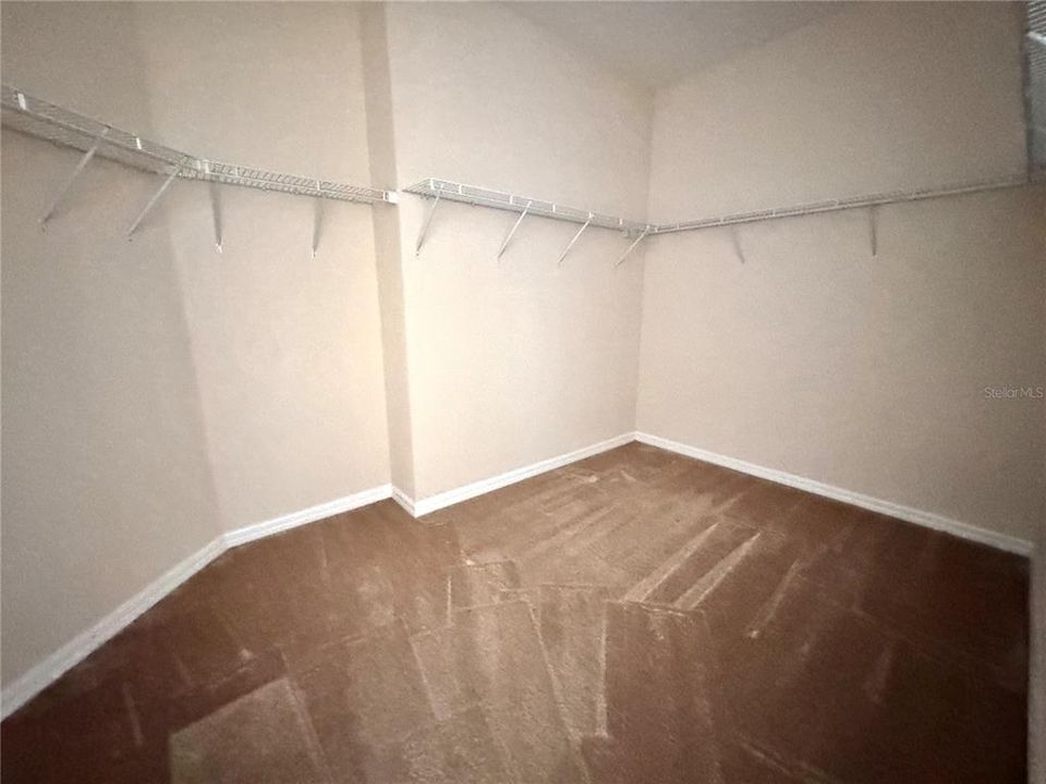 En Renta: $2,850 (4 camas, 3 baños, 2840 Pies cuadrados)