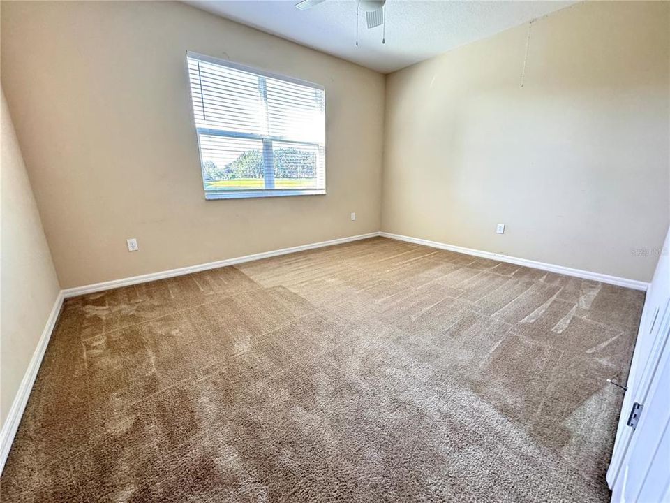 En Renta: $2,850 (4 camas, 3 baños, 2840 Pies cuadrados)