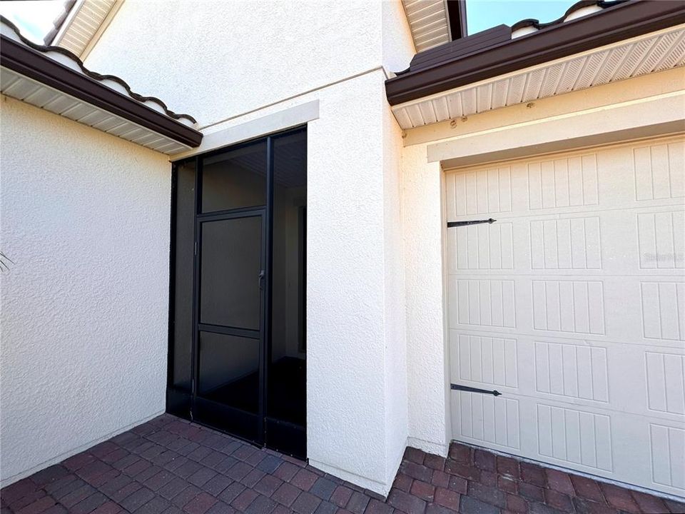 En Renta: $2,850 (4 camas, 3 baños, 2840 Pies cuadrados)