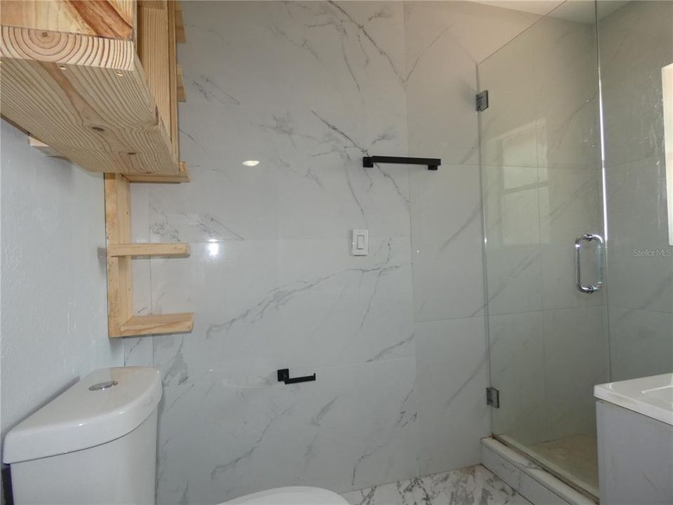 For Sale: $225,000 (3 beds, 2 baths, 960 Square Feet)