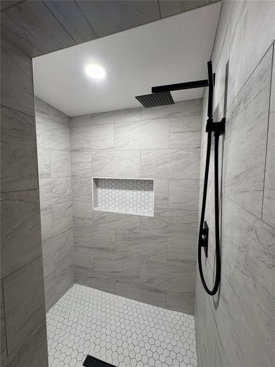 En Venta: $149,900 (2 camas, 1 baños, 680 Pies cuadrados)