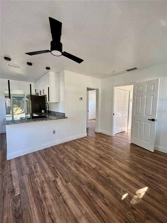 En Venta: $149,900 (2 camas, 1 baños, 680 Pies cuadrados)