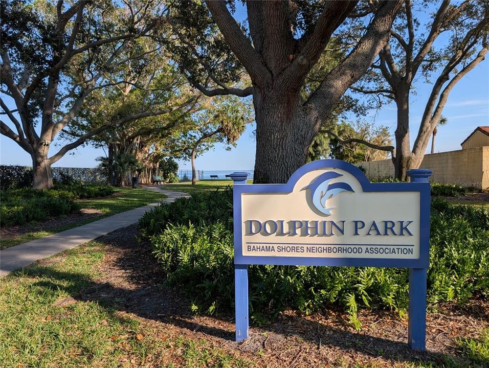 待售: $649,000 (4 贝兹, 2 浴室, 2011 平方英尺)