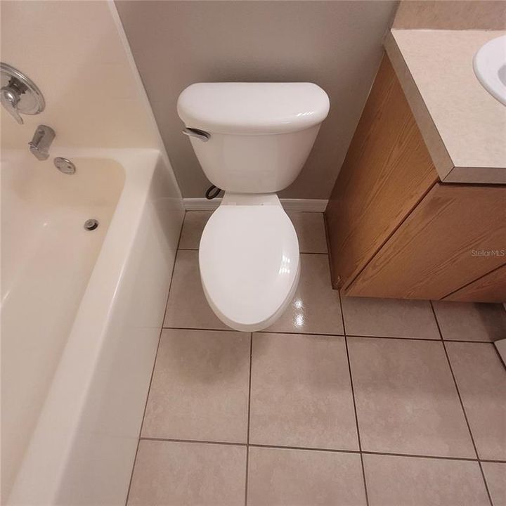 For Rent: $1,700 (3 beds, 2 baths, 1200 Square Feet)