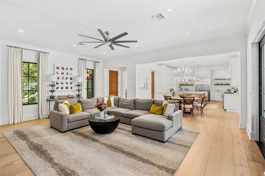 For Sale: $3,250,000 (5 beds, 5 baths, 4296 Square Feet)