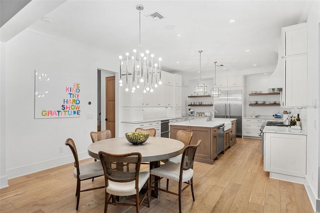 For Sale: $3,250,000 (5 beds, 5 baths, 4296 Square Feet)